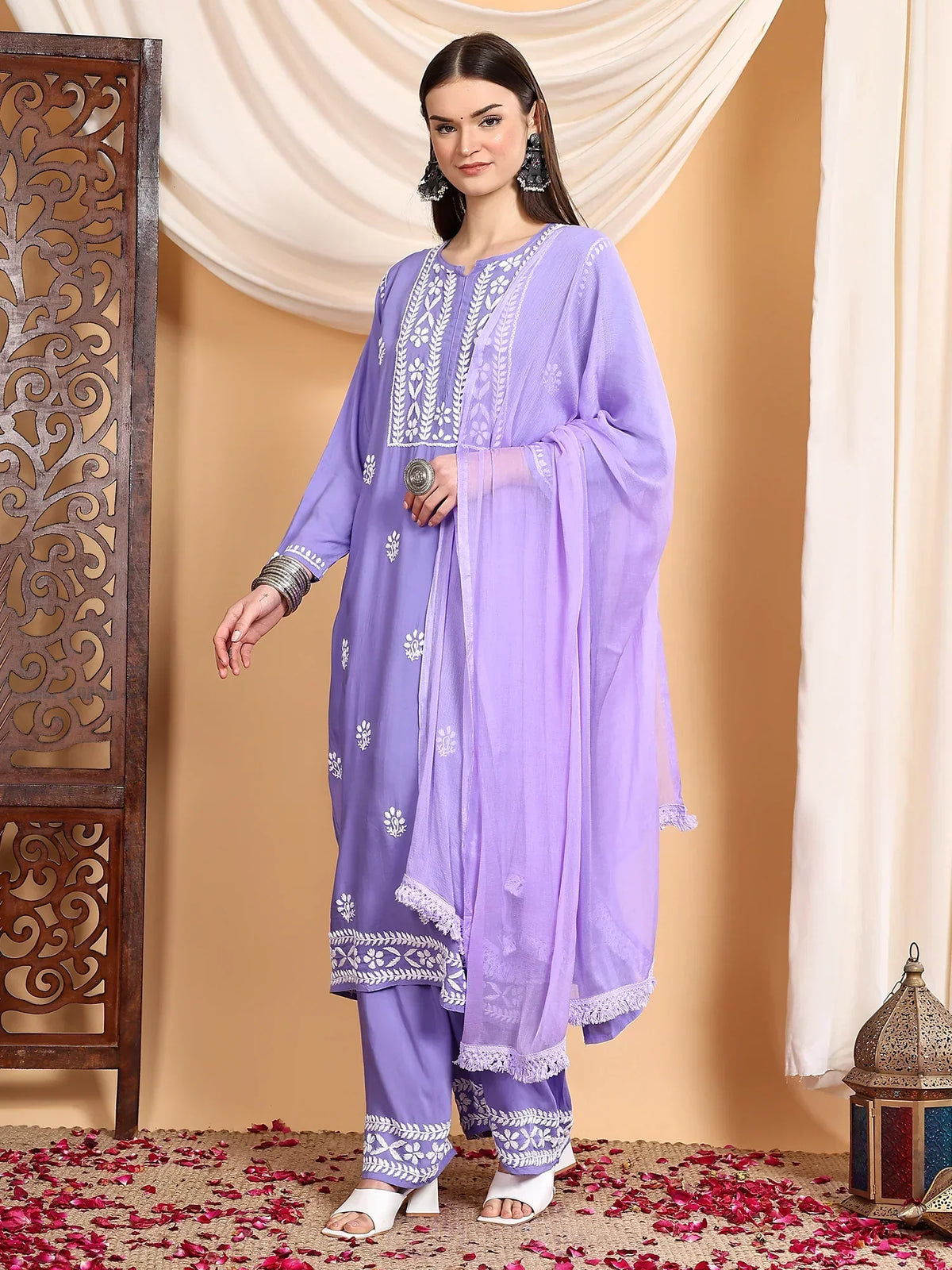 Shiza Chikankari Premium Modal Co-ord Set (Lavender)