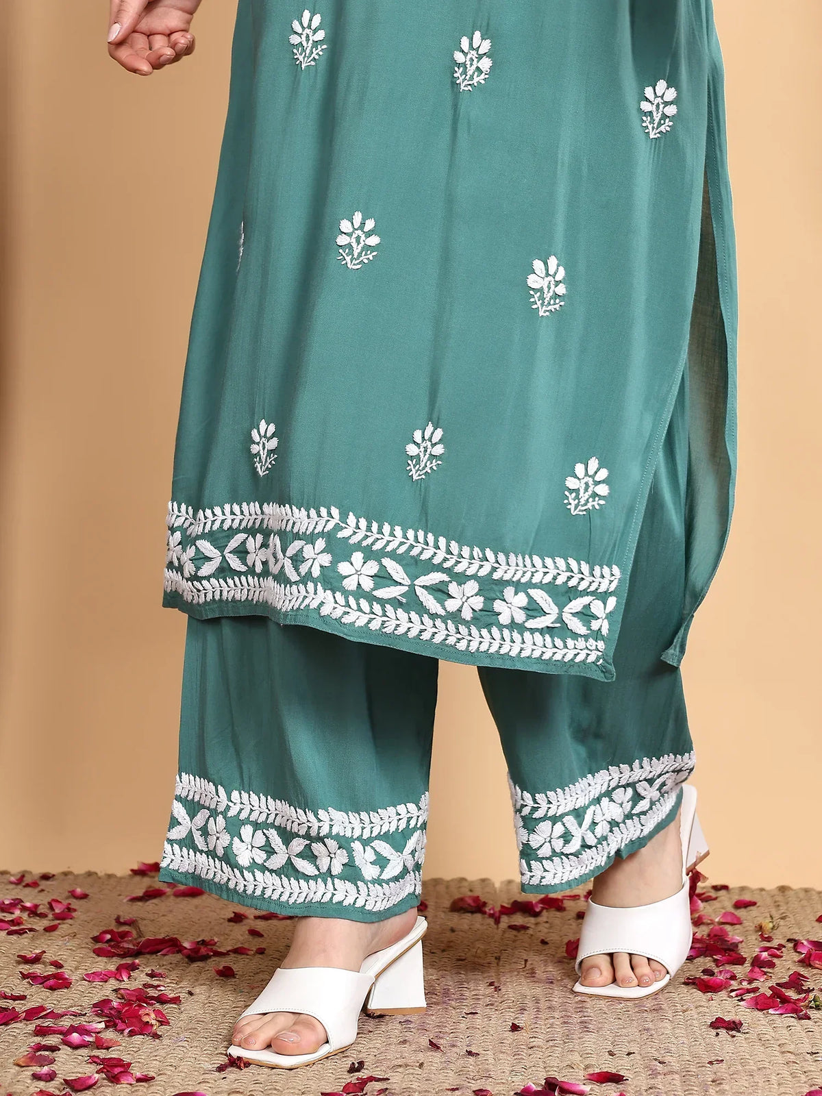Shiza Chikankari Premium Modal Co-ord Set (Spanish Green)