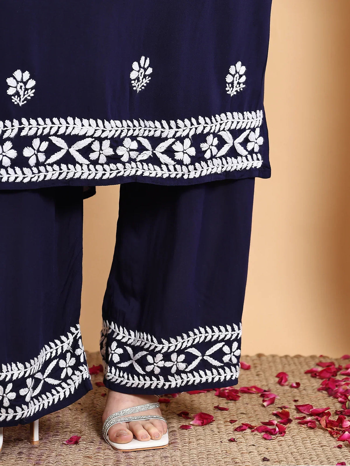Shiza Chikankari Premium Modal Co-ord Set (Navy)