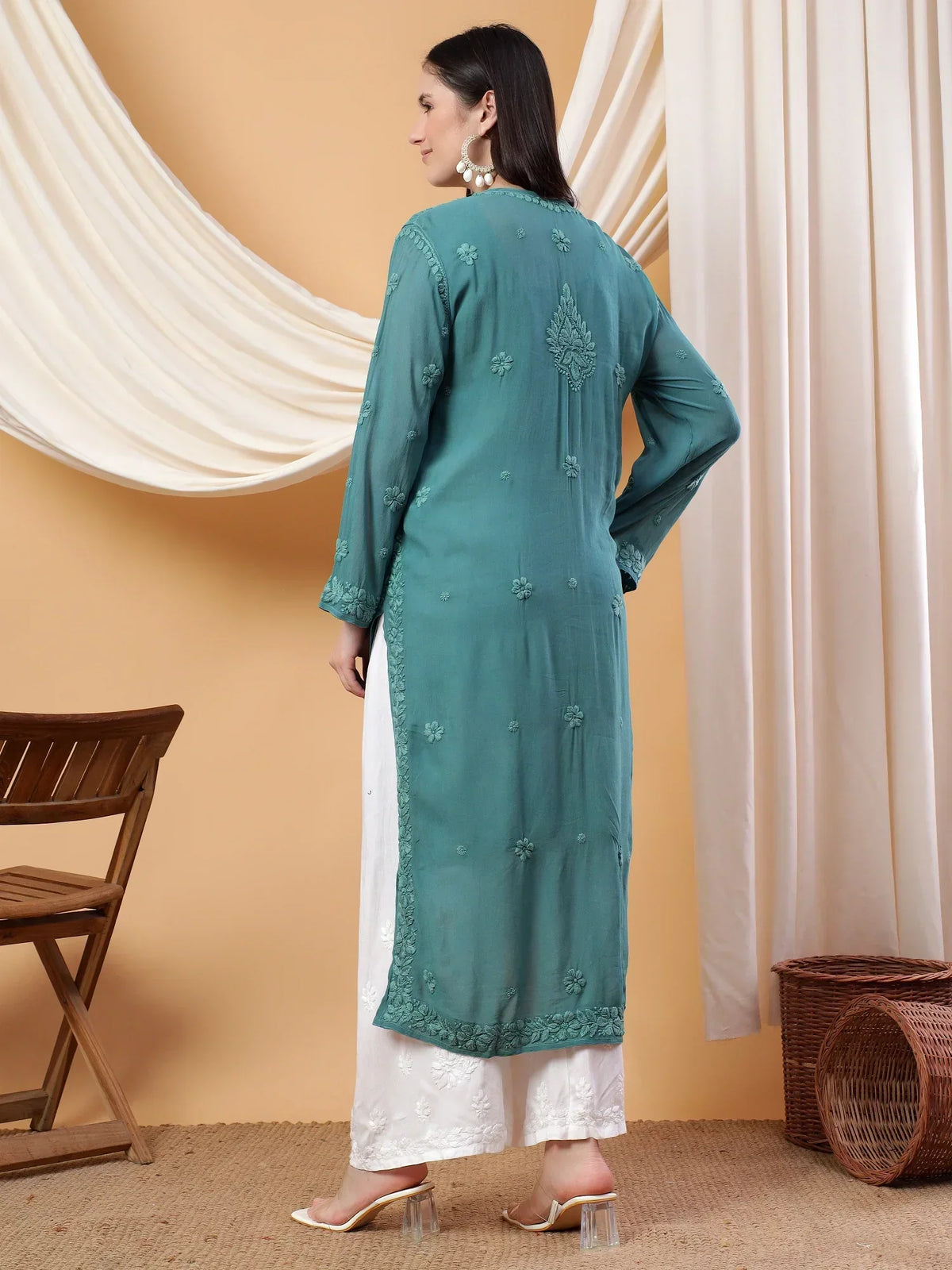 Dua Premium Viscose 3D Chikankari Straight Kurta (Green)