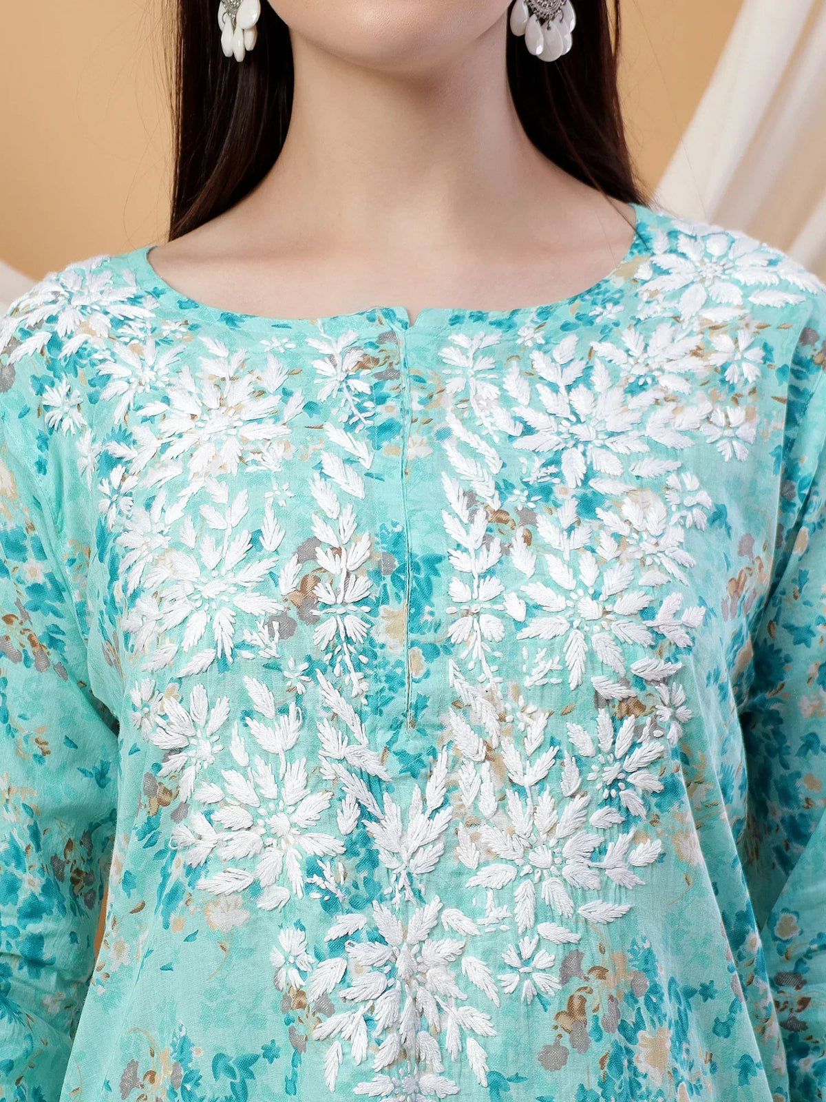 Anika Chikankari Mulmul Co-ord Set (Green)