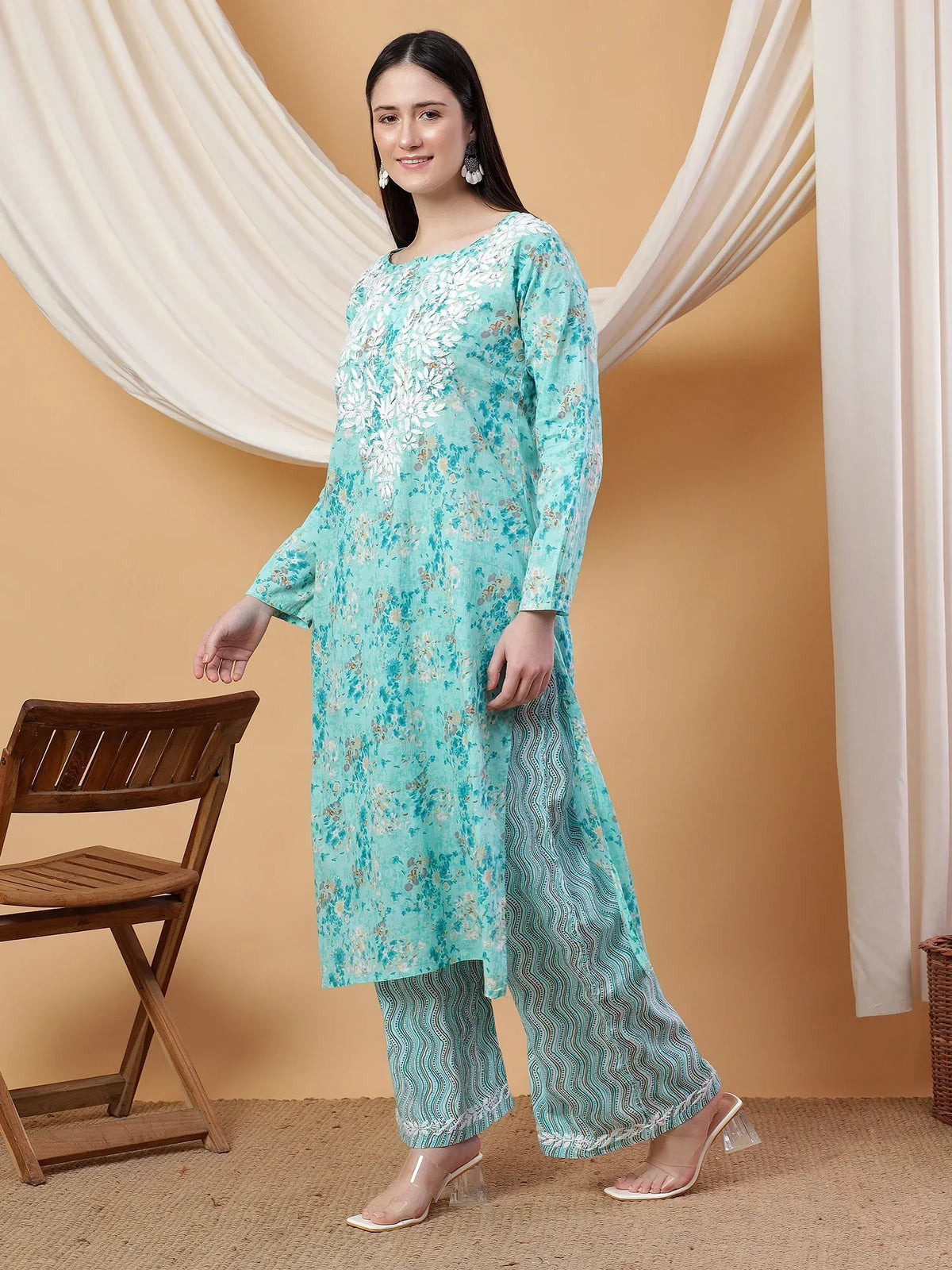 Anika Chikankari Mulmul Co-ord Set (Green)
